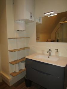 Deckerveillant chambres près de la mer