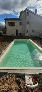 L'Escapade T2 avec Piscine et Jardin - Vesseaux