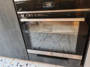 LONG STAY Courbevoie charmant Apt T3 avec jardin et terrasse, calme, proche transports