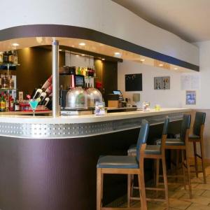 Hotels LE CENTRAL HOTEL BAR RESTAURANT : photos des chambres
