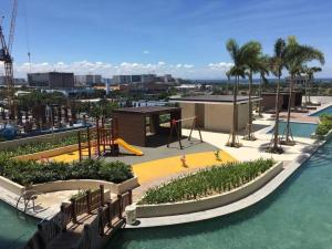 Cozy Sunset View Condo - Centrally Located!