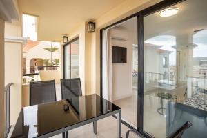 Castle Harbour Luxury Family Home Heated Pool by LoveTenerife