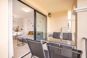 Castle Harbour Luxury Family Home Heated Pool by LoveTenerife