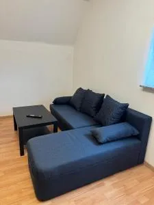 Schöne Wohnung mit TV, WLAN und Küche - Anna - 利珀河畔的韦尔纳