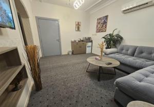 استيديو حياة الفيصلية دخول وخدمة ذاتيه