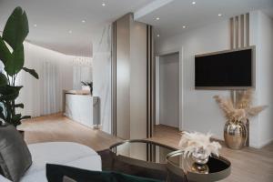 Marina Suite Apartments