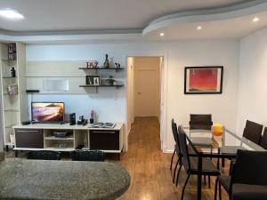 APT 704 - Localização Privilegiada - 2 Quartos - Garagem - FazendaItajaí