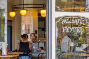 The Views - Uninterrupted Sydney Harbour Bridge