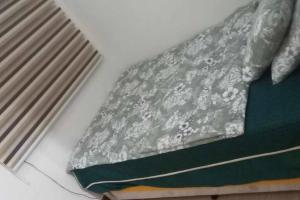 Trees Residences 1 Bedroom with Netflix and Bluetootth Karaoke Speaker with 2 mini Microphone