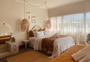 Revell St Beach Bungalow - Kumara