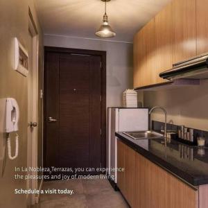 Long term Rental of 2 BR Condo @Malate, Manila (opp Robinson Place Mall)