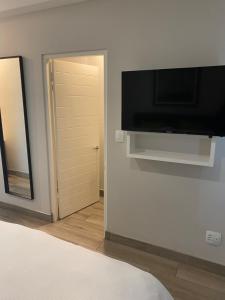 Luxurious 2 bedroom @ The Regency Hotel