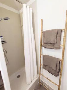 Appartements T1 renove a Nimes : photos des chambres