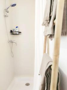 Appartements T1 renove a Nimes : photos des chambres
