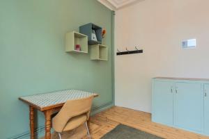 Appartements 2 bedroom apartment with terrace, near Lille : photos des chambres