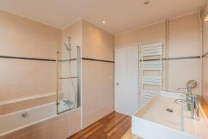 Appartements 2 bedroom apartment with terrace, near Lille : photos des chambres