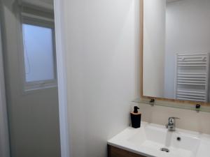 Appartements LE COTTAGE 800 m plage, wifi, parking : photos des chambres