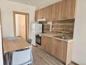 Banovi Dvori - Mali Ston