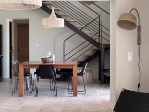 Villas Le Mazet d'Ernestine - Piscine et Cheminee : photos des chambres