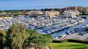 Studio avec vue sur Marina et Mer - 2 adultes et 1 enfant maximum