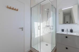 Appartements 1 bedroom duplex apartment, with parking : photos des chambres
