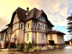 Appartements Charmant studio dans Chateau du XXeme : photos des chambres