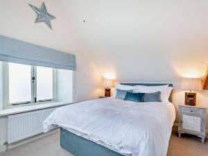 2 Bed in Cirencester 93878