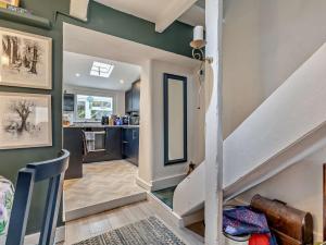 2 Bed in Buxworth 94131