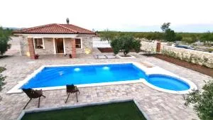 Holiday home Lunnis - Total peace and serenity - Lađevci