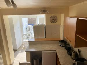 Charming Studio in Charleroi City Center, 75 m² with Terrace