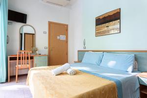 Hotel Gadames - Lunch on the Beach