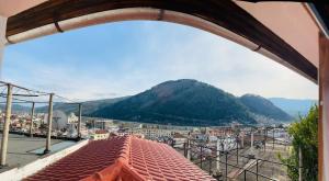 Nena’s Dashe House