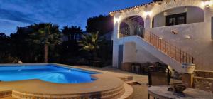 VILLA SOLANA EN MORAIRA a