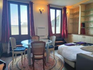 Maisons de vacances Belle maison du 18e siecle : photos des chambres