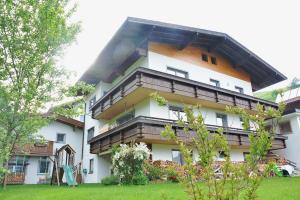 Haus Panorama, Johanna Pfluger, Kirchdorf 56, A-6335 Thiersee
