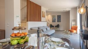 MAREA 8, Emma Villas