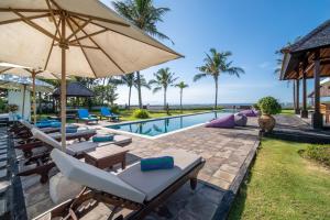 BougainVilla - Oceanfront villa with Cook, ideal for Weddings and Events