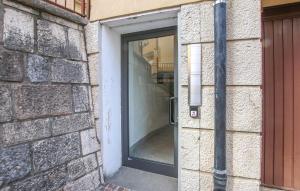 3 Bedroom Nice Apartment In Rovereto