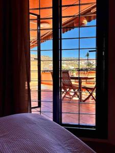 Casa Aurora, A Modern, sunny ground floor with terrace
