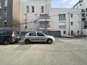 The Modern Chic Haven, La Défense (16), Parking