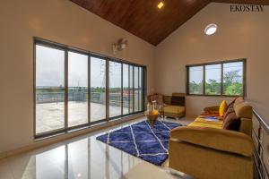 Ekostay Gold Palm Estate I Cricket Turf I Rain Dance I 2 Acre Property