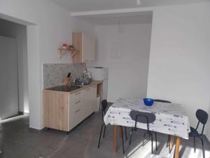 One bedroom apartment near beach in Jezera