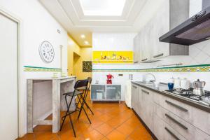 Yellow City Apartment by Wonderful Italy