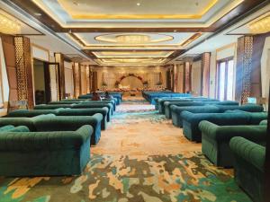 Four Leaf Hotel - AKOSHA