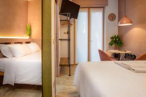 Pink Flamingo Balcony Studio by Central Station