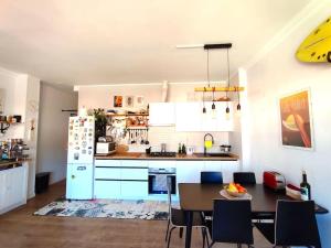 Oasis Beach by Wave Properties