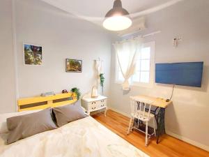 Oasis Beach by Wave Properties