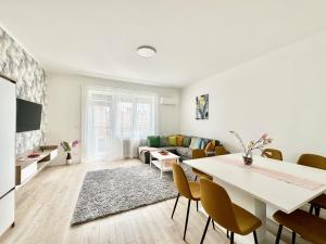 Dob House II 2bdrm II 2bthrm