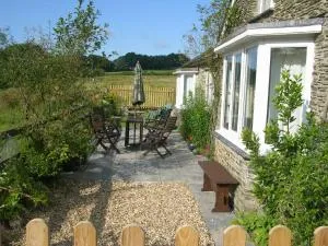 Glanyrafon Smithy New Quay - Synod