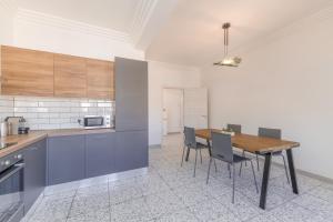 HARBOUR VIEW - Large 2BR Apartment